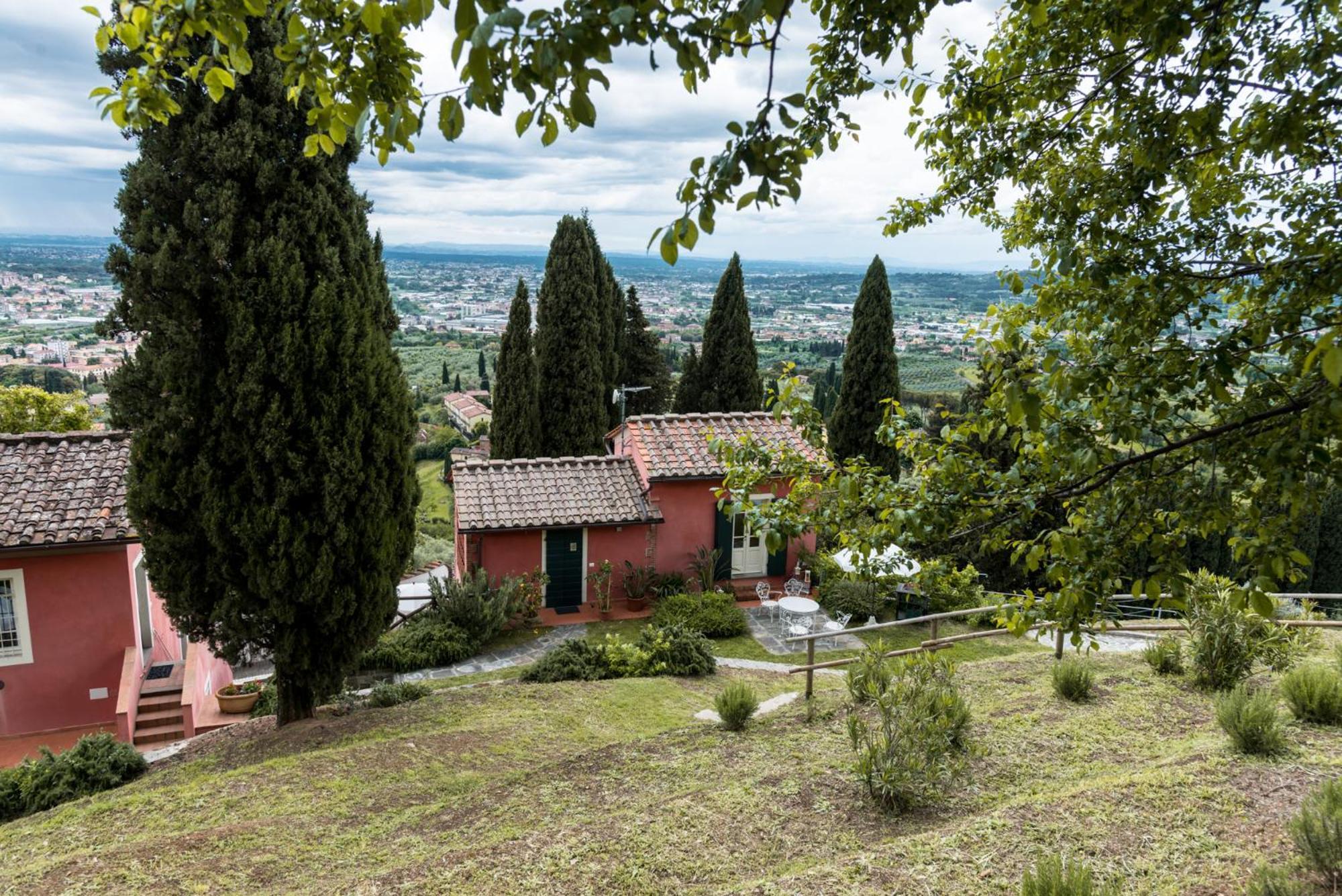 Residence Collecchio Pescia Buitenkant foto