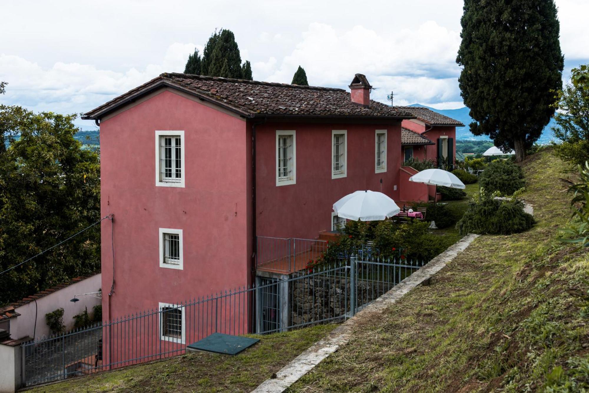 Residence Collecchio Pescia Buitenkant foto